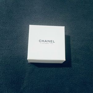 Chanel earrings box